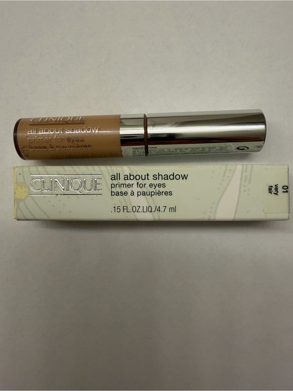Clinique All About Shadow Primer for Eyes - 01 Very Fair NIB